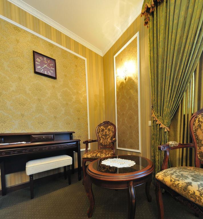Park Hotel Zamkovy Homel Zewnętrze zdjęcie