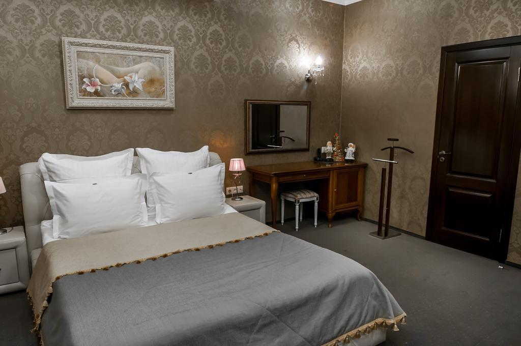 Park Hotel Zamkovy Homel Zewnętrze zdjęcie