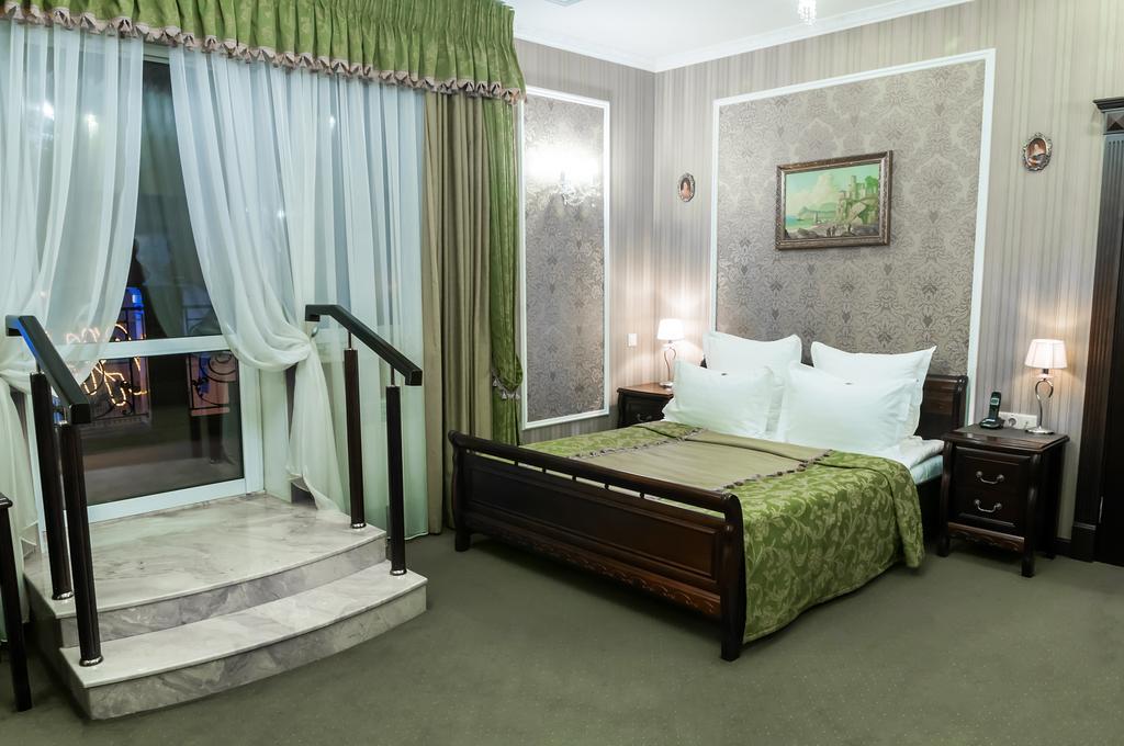 Park Hotel Zamkovy Homel Zewnętrze zdjęcie